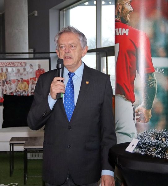 Antoni Barganowski, Radny Powiatu Kwidzyńskiego, wygłasza przemówienie do zgromadzonych gości.
