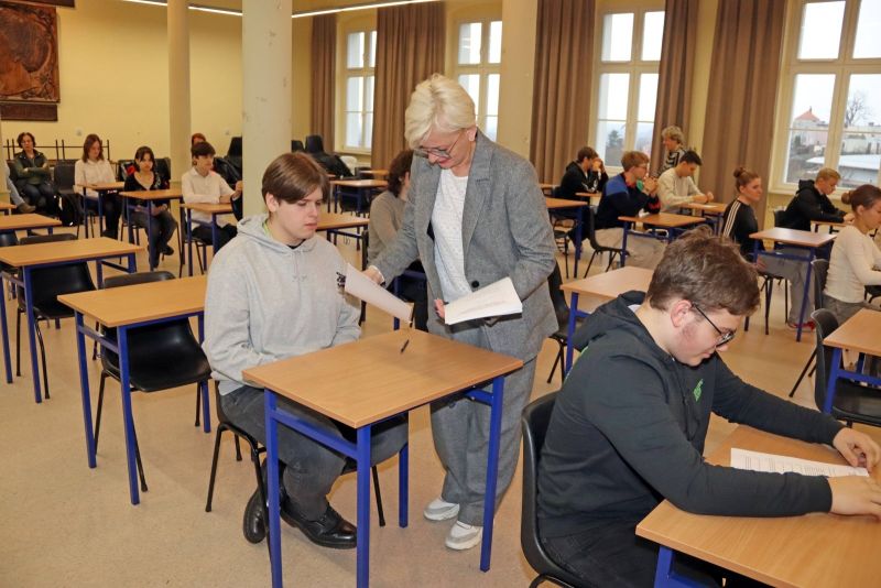  Uczestnicy w trakcie rywalizacji konkursowej.