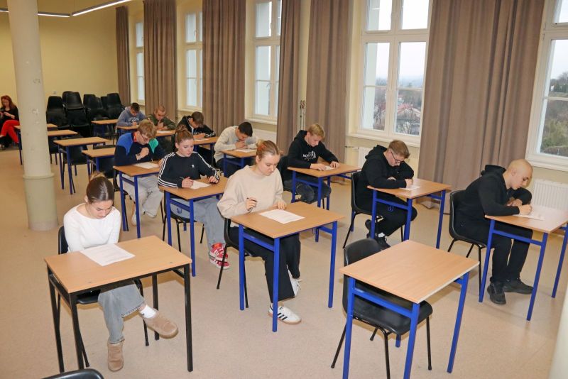  Uczestnicy w trakcie rywalizacji konkursowej.