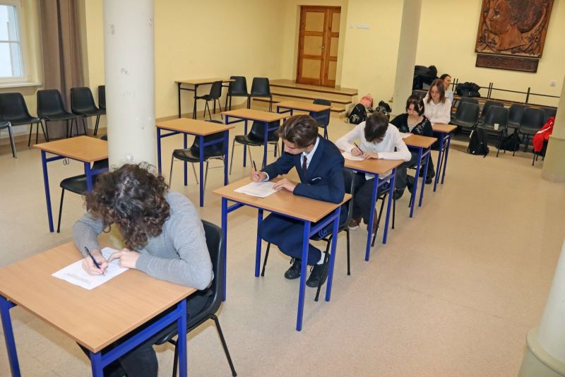  Uczestnicy w trakcie rywalizacji konkursowej.